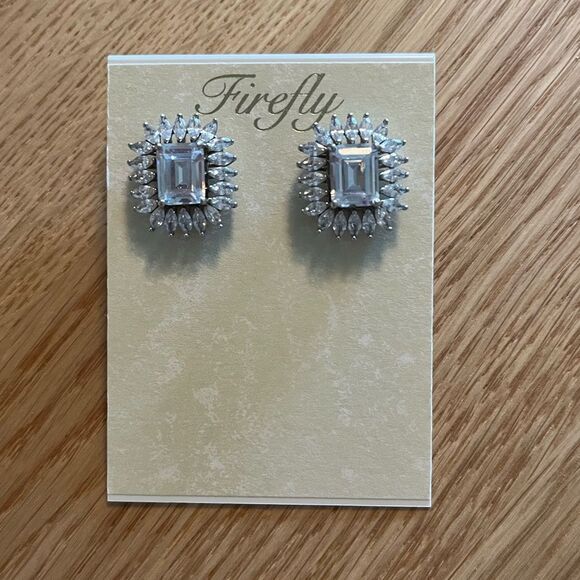 None Jewelry - Gorgeous 925 sterling and CZ stud Earrings